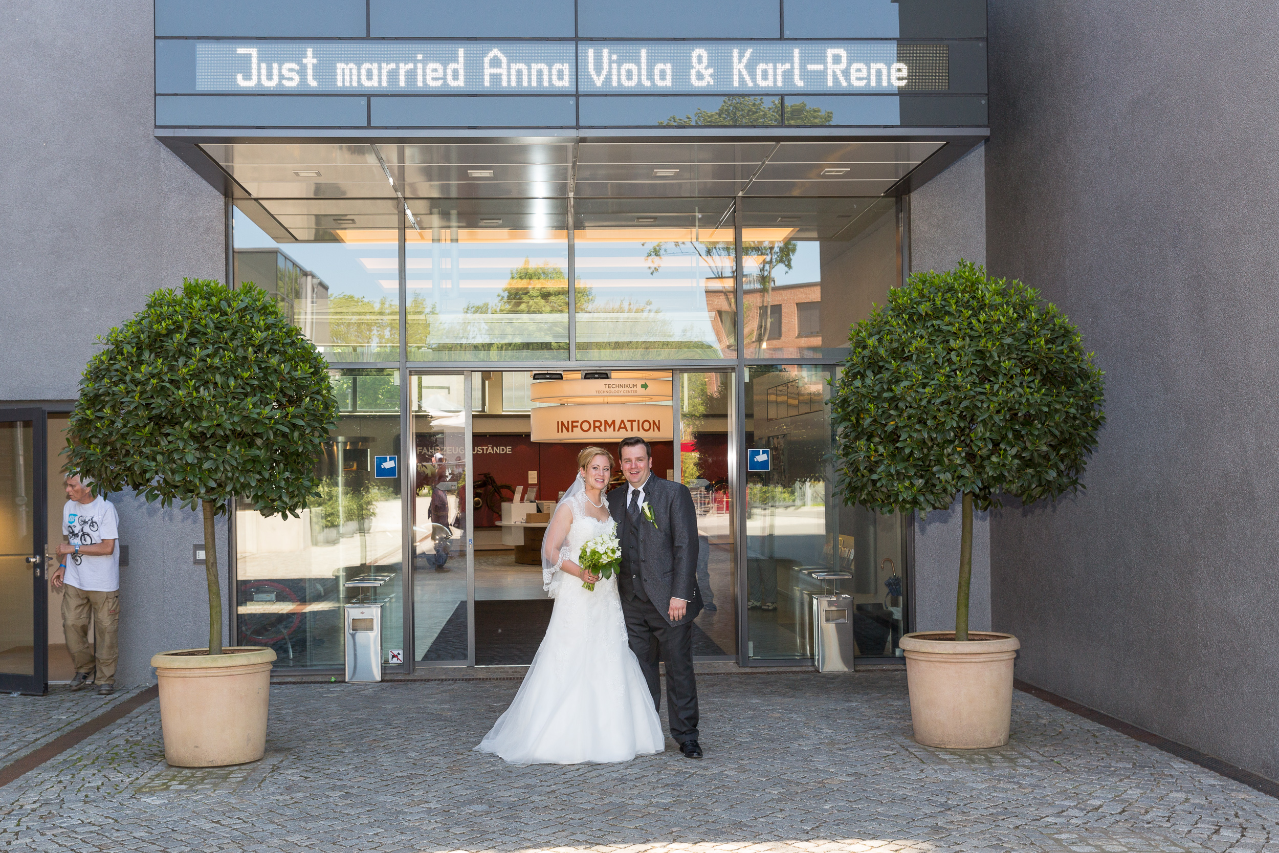 Anna und Karl - Hochzeit im PS-Speicher in Einbeck